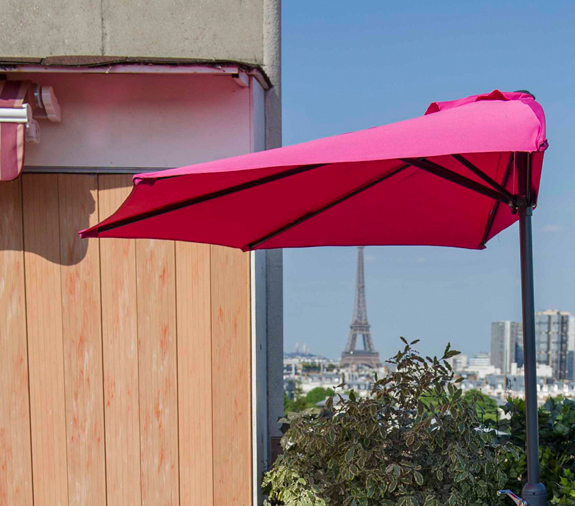 aménager le balcon demi parasol