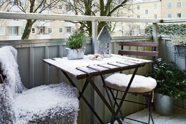 Balcon en hiver, 10 astuces pour le faire vivre